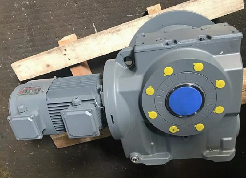 聯動滾軸篩減速機,35KW電機減速機,減速電機怎么選型.jpg