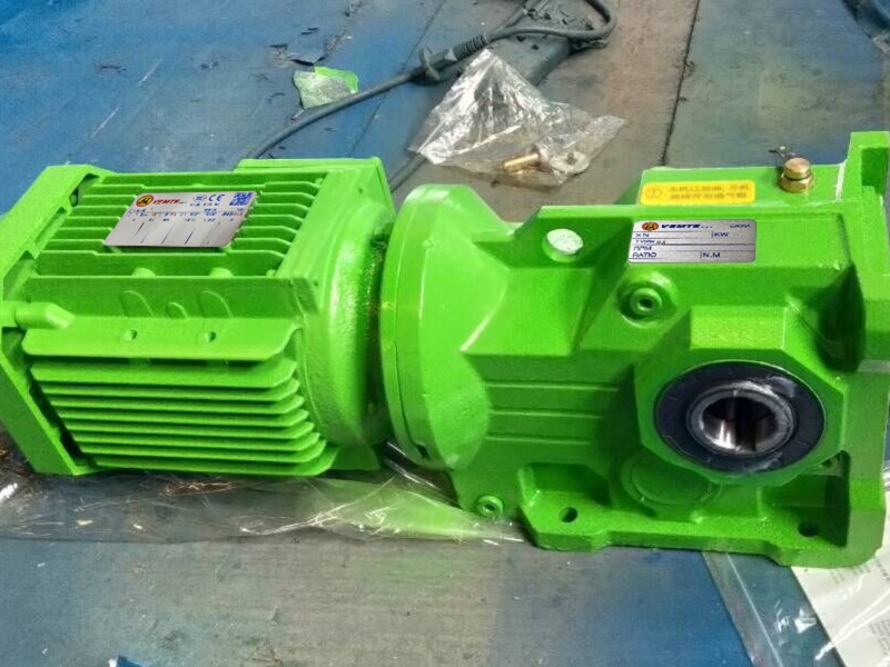 98.5轉(zhuǎn)的減速機,98.5rpm/min減速電機,每分鐘98.5圈的減速器.jpg